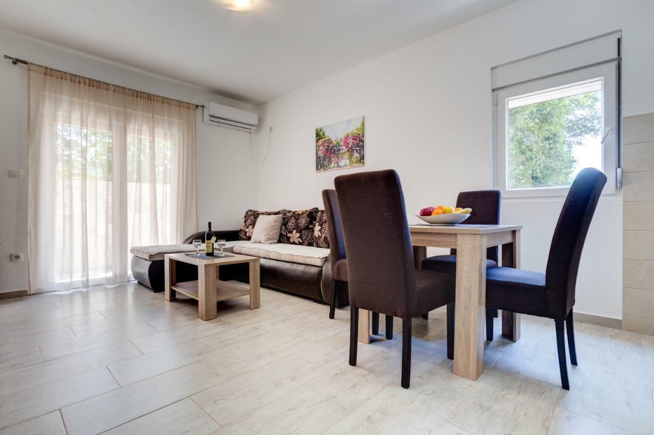 Fort City Apartments Tivat Exteriér fotografie
